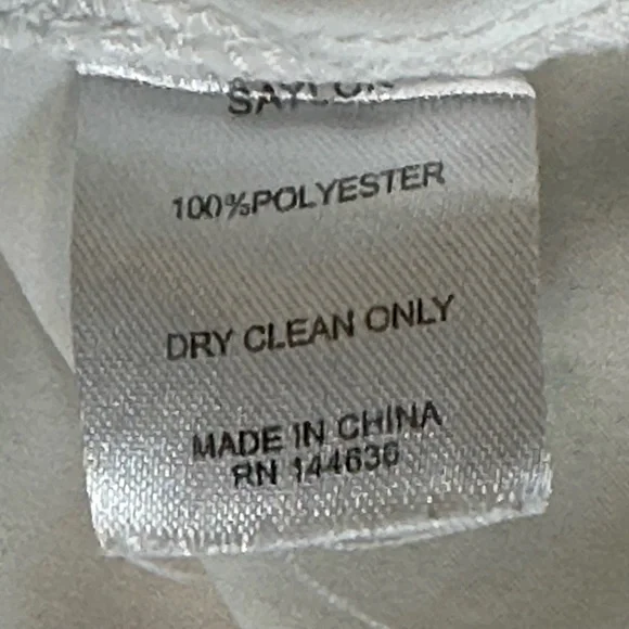 #D2 Saylor Robbie White Lace & Floral Mini Dress - Picture 8 of 9